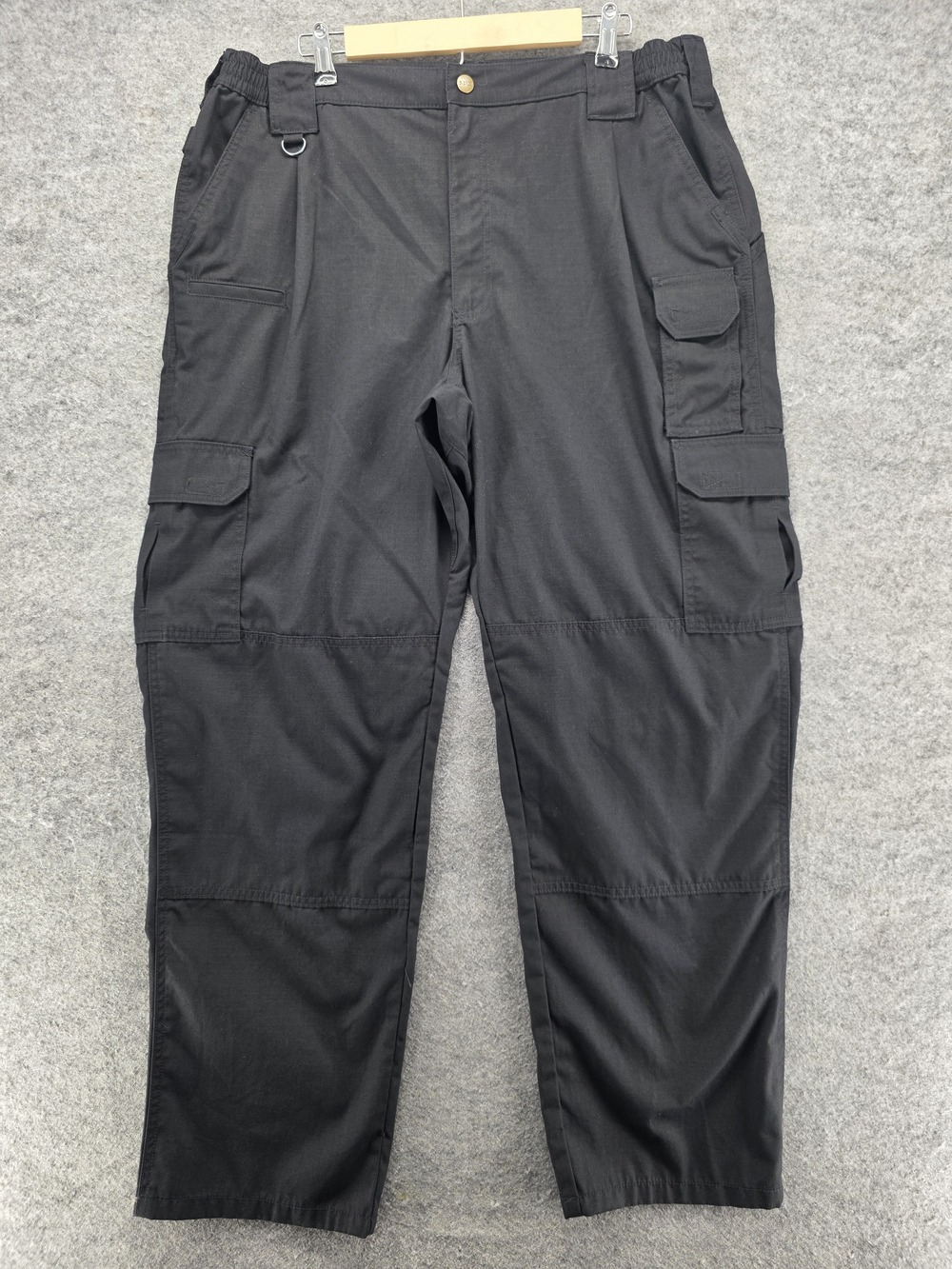5.11 Pants Mens 40x32 Black Cargo Relaxed Fit Straight Flat Front Elastic Waist